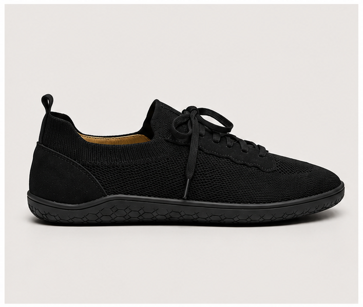Men's black barefoot shoes by LOUNGERS, lightweight and minimalist design, with flexible sole and sleek black upper.